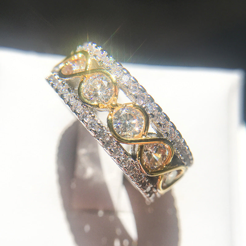 Two-Tone Wave Ring – Pavé Zircon