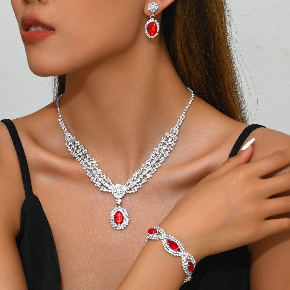 Crystal Jewelry Set – Necklace, Earrings & Bracelet